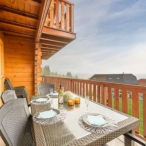  Hébergement de vacances St Jorioz Vue 180 Spacieuse Maison Privative Sur Grand Jardin Clos By Locationlacannecy, Lla Selections